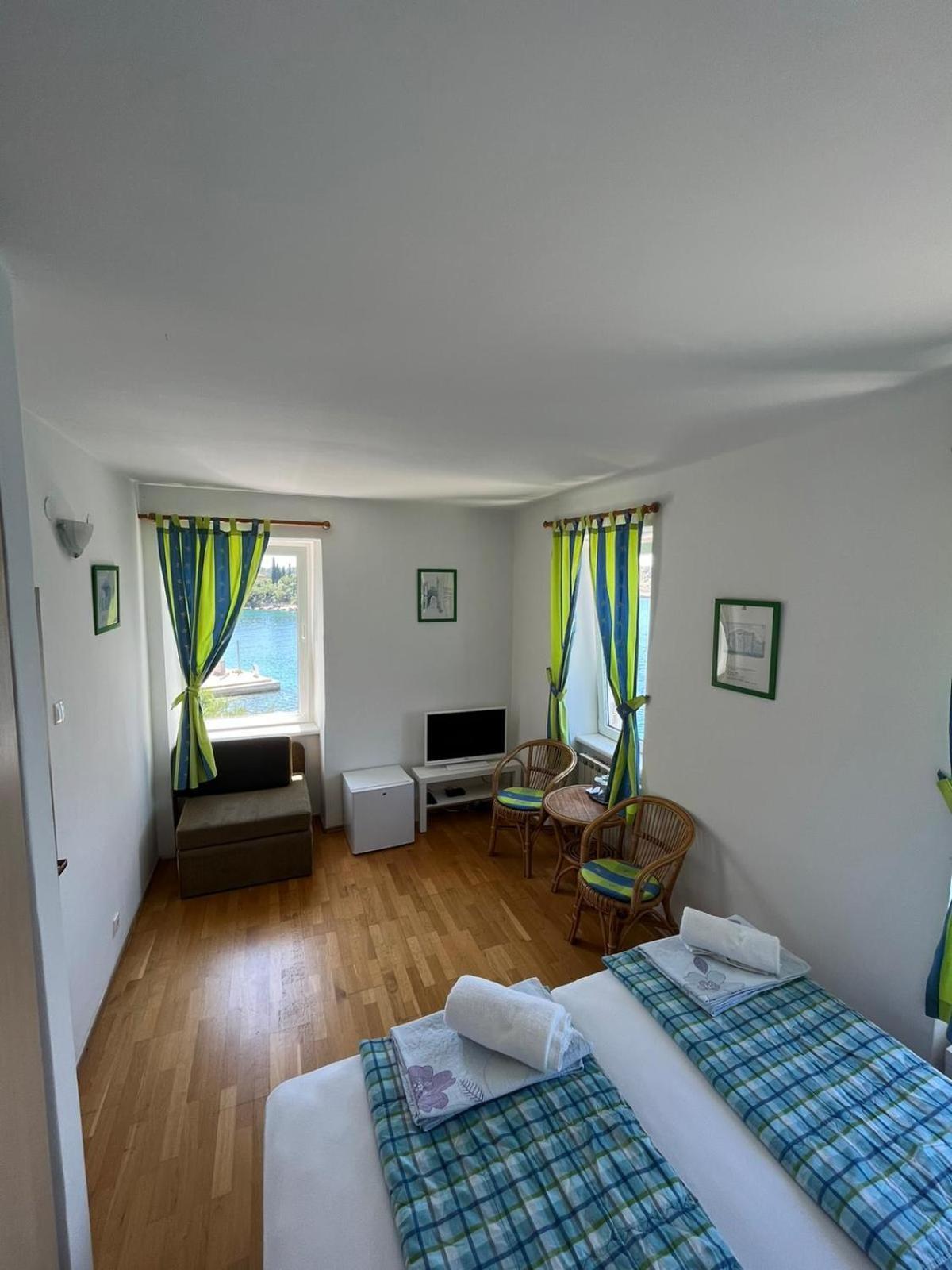 Bed&Breakfast Villa Eva Omisalj Room photo